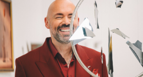 Santiago Cruz.