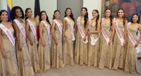 Once jóvenes buscan la corona de Belleza Cúcuta 2026 durante las Ferias de la ciudad.