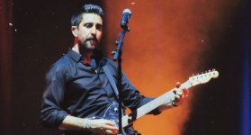 Álex Ubago: Con los años entendí que el amor también empieza por uno mismo.