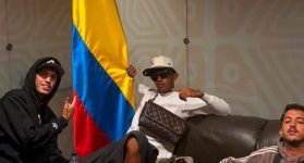 Lamine Yamal con la bandera de Colombia. Captura de Instagram de Yamal.