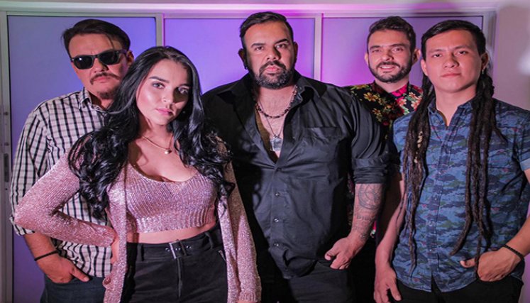 Jesús Ramírez, bajista;  Mayra Sayago, voz líder; Andrés  Anaya, baterista y percusión; Kamilo Villamizar, teclados y coros y Kike Labrador:guitarra eléctrica y coros.Fotos Cortesía.