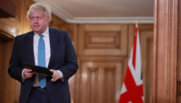 El primer ministro británico, Boris Johnson, anunció que la prioridad del gobierno es el control de la nueva cepa del coronavirus.