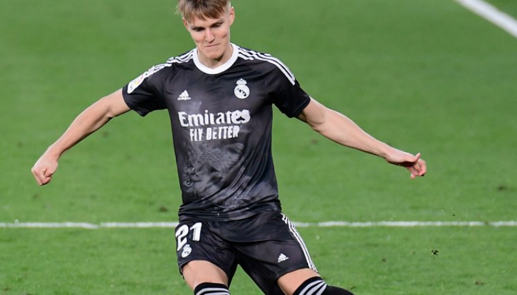 Martín Odegaard pasó del Real Madrid al Arsenal en este mercado. / Foto AFP