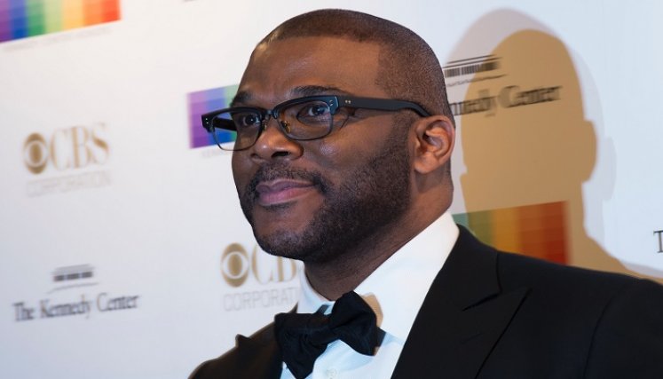 Tyler Perry es actor, comediante, cineasta, escritor y compositor estadounidense.