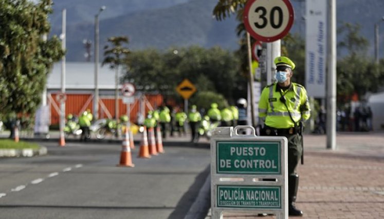 Se continuarán reforzando los operativos con 7.000 uniformados para asegurar los diferentes corredores viales. (Foto: Colprensa)