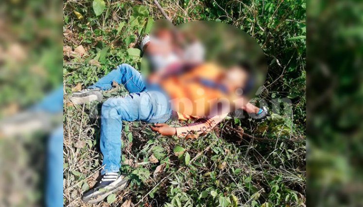 Los cuerpos de los dos hombres aparecieron uno encima del otro.