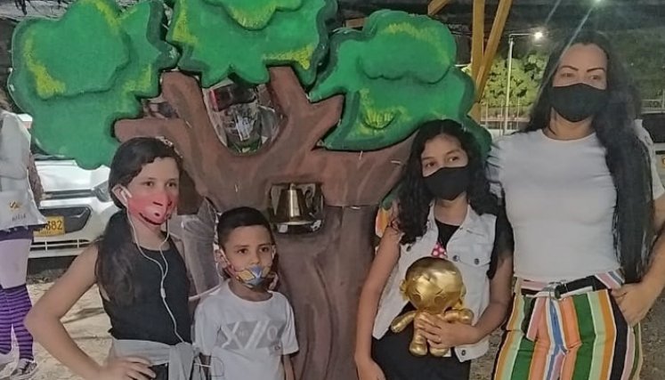 Nicol Alejandra Castro Ramírez, Alan Samuel Martínez Arango y Virginia Victoria.