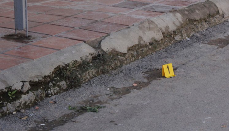 Rastro de una bala en el lugar de un crimen.