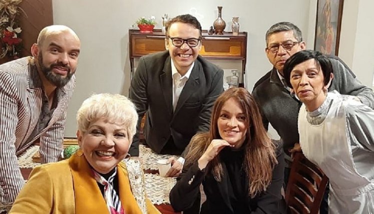 Sábados felices.