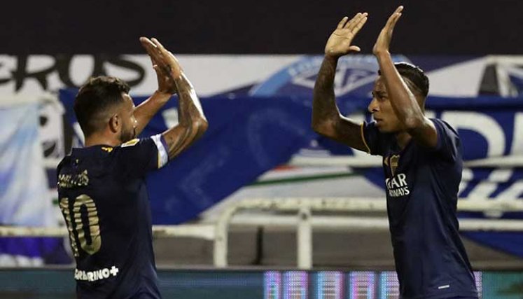 Edwin Cardona (izquierda) y Sebastián Villa, grandes figuras de Boca.