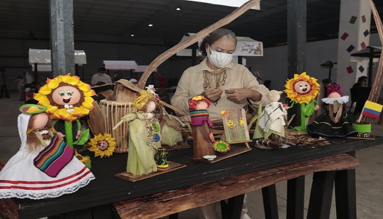 Esta fecha se conmemora en honor a los artesanos, porque el 19 de marzo es el Día de San José, de quién se dice, su oficio era carpintero y artesano. Foto: Luis Alfredo Estévez/ La Opinión 