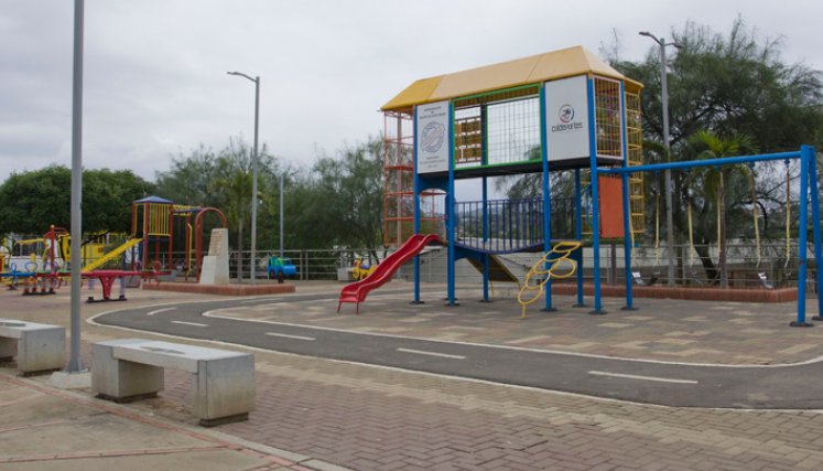 Parque principal del barrio Los Olivos.