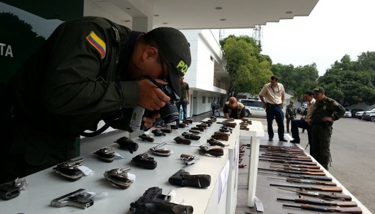 La prohibición de armas por parte de civiles se estableció desde finales de 2015, durante el gobierno de Juan Manuel Santos./ Foto: archivo-La Opinión