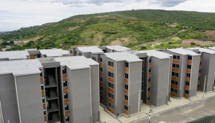 La medida busca ser un impulso adicional para la compra de vivienda VIS en el país y potenciar la cartera hipotecaria que actualmente es de 8% en el país. / Foto: Colprensa