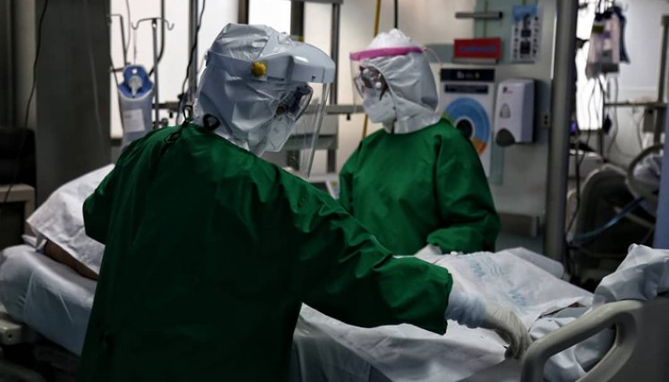 En las últimas 24 horas se procesaron 30.349 pruebas: 22.585 PCR y 7.764 de antígenos. / Foto: Colprensa