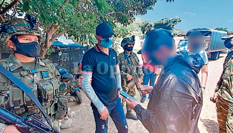 El 15 de febrero entre los corregimientos de Orú con Pacheli le hicieron efectiva la orden de captura a Diovane Saravia Velásquez.