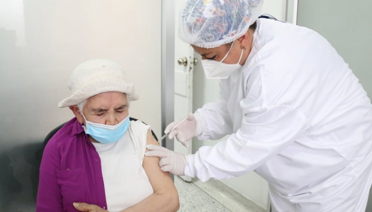 Avanza el plan de vacunación contra el coronavirus. / Foto: Colpensa