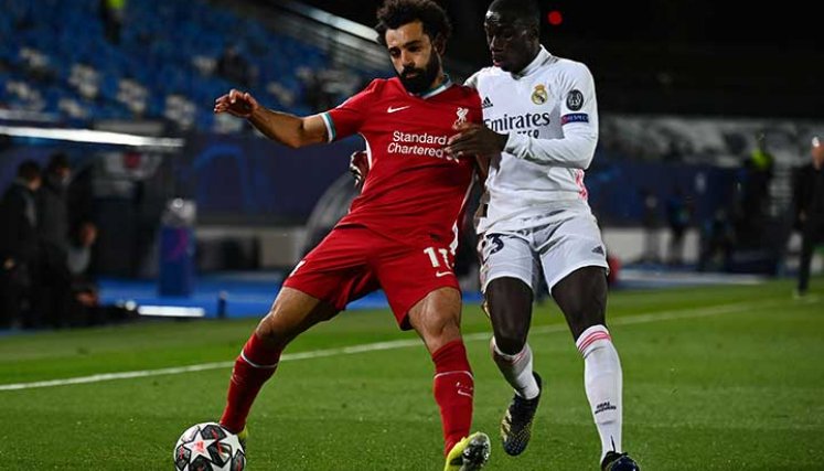 Partido entre el Real Madrid y Liverpool en cuartos de final de la Liga de Campeones.