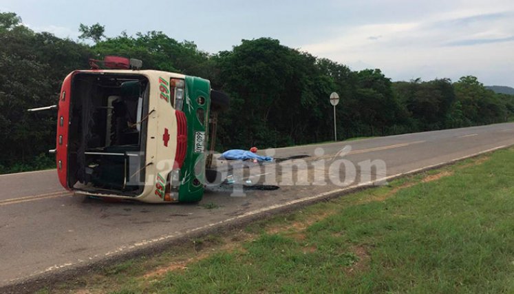 La buseta se accidentó cuando le faltaba poco para llegar al casco urbano de Cúcuta.