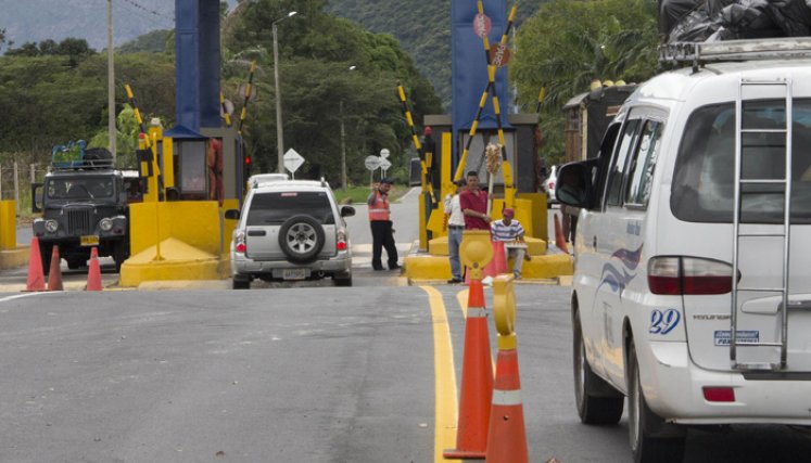 La reforma permite a los alcaldes de ciudades capitales poner peajes, previa autorización del concejo, “como fuente de financiación para la infraestructura de movilidad, que contribuya a la sostenibilidad, mejoramiento y expansión de esta”. / Foto: 