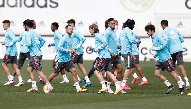 Real Madrid enfrentará a Osasuna este sábado y tendrá que cortar su ‘empatitis’, si es que quiere seguir luchando tanto en Champions como en el torneo nacional. / Foto: Twitter Real Madrid