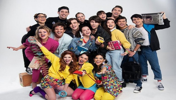  El equipo de la serie Club 57 que se encuentra grabando en Bogotá./ Fotos Colprensa.