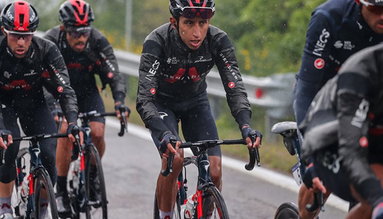 Egan Bernal se destacó en la cuarta etapa del Giro de Italia 2021. 