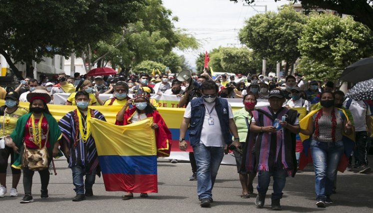 La movilización se inició en los alrededores del Hospital Universitario Erasmo Meoz hasta llegar al parque Santander. / Juan Pablo Cohen/ La Opinión 