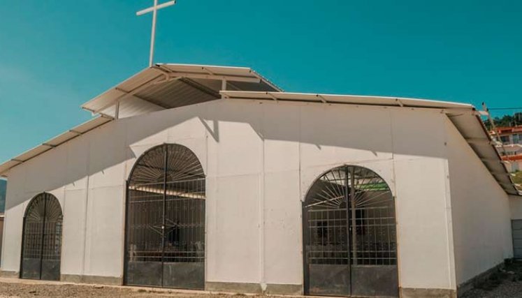 Capilla provisional  a la que acuden en la actualidad los gramaloteros./Foto Cortesía