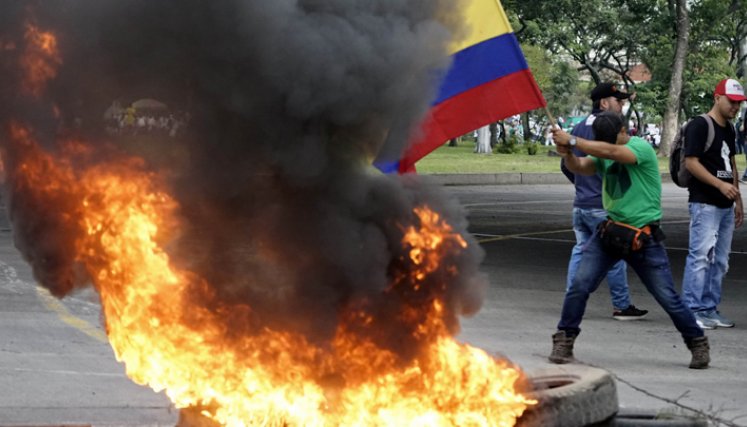 Cali ha sido escenario de violentas protestas por la reforma tributaria. / Foto: Colprensa