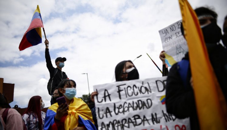 Se han impuesto más de 12.500 comparendos. De los cuales la mayoría están en Bogotá (3.000) y Medellín (1.200). 