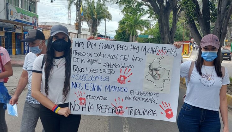 En Ocaña salen nuevamente a protestar contra el Gobierno Nacional. / Foto: Javier Sarabia