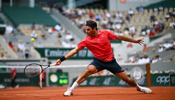 Roger Federer tenista suizo pasó la primera semana en el Roland Garros
