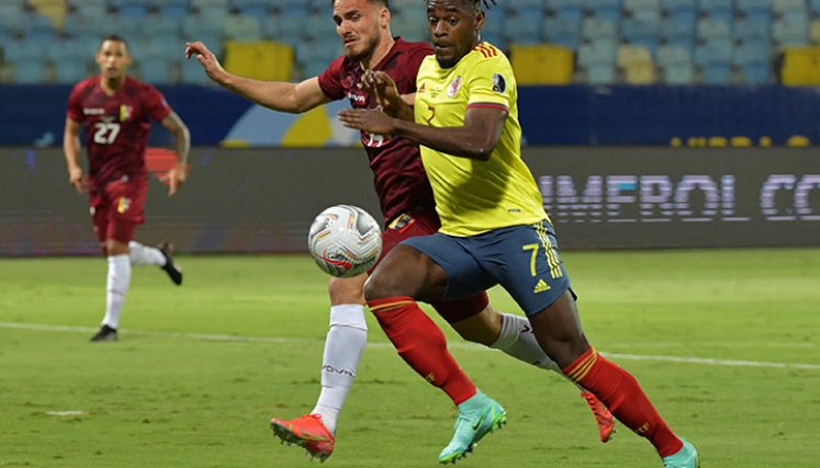 Duván Zapata ha marcado cuatro goles con la camisa de la Selección Colombia. 