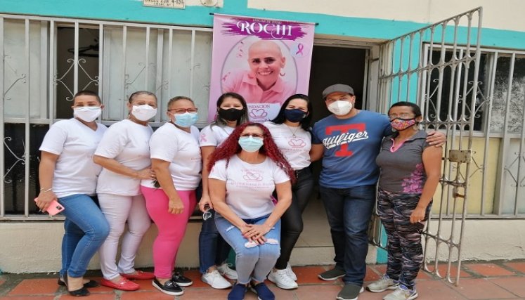 Dan charlas y capacitaciones virtuales, los miércoles hacen talleres psicológicos y cuentan con un banco de medicamentos.  / Foto Cortesía.
