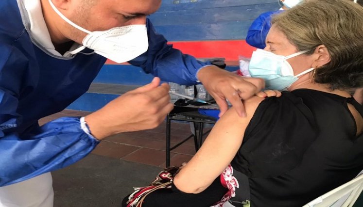 Nueva jornada de vacunación en el colegio Sagrado Corazón de Jesús en Cúcuta./Foto: suministrada