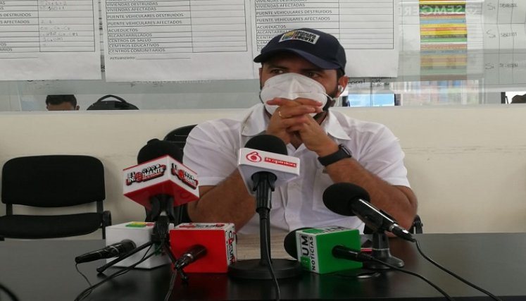 El secretario de Gestión del Riesgo de Desastres, Huber Hernando Plaza Villamizar , socializa el plan de caracterización en los asentamientos de alto riesgo en Cúcuta./Foto: La Opinión