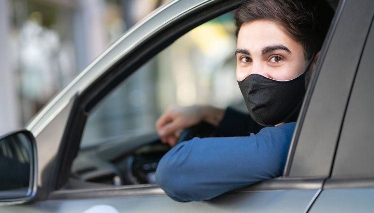 Los jóvenes adquieren más carros