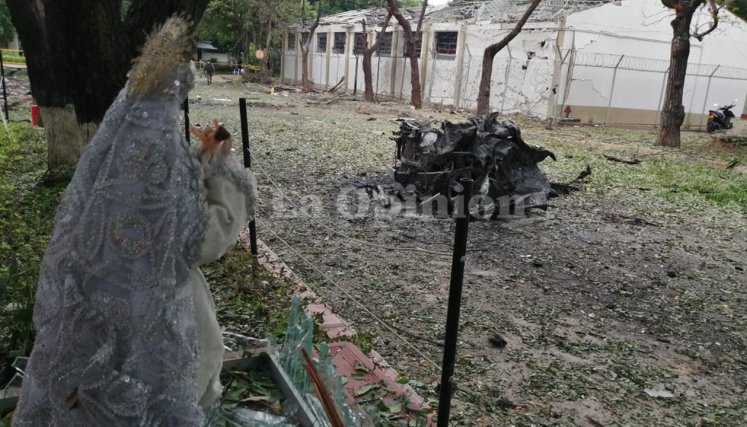 Virgen de la Brigada 30 del Ejército quedó intacta tras el atentado./Foto: cortesía para La Opinión