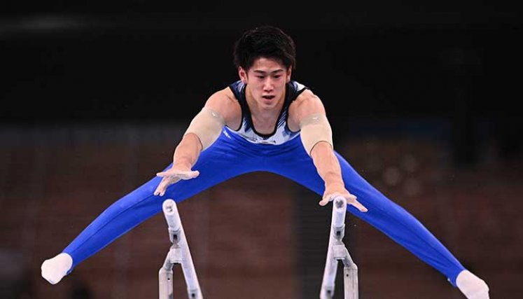 El japonés Daiki Hashimoto, de 19 años es la gran sorpresa de la gimnasia en Tokio 2020