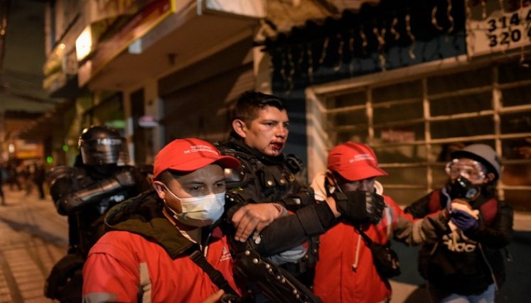 En total 93 policías resultaron heridos en actos de vandalismo durante el 20 de Julio./Foto: Colprensa