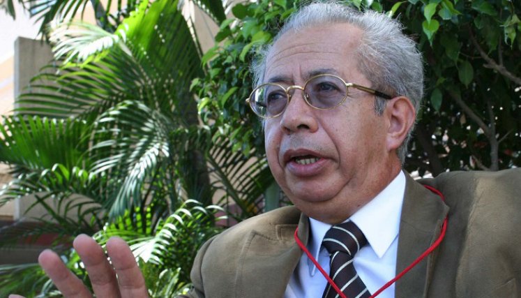Alfredo Beltrán Sierra fue presidente de la Corte Constitucional y actualmente ejerce la docencia