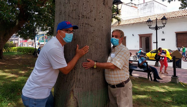 El hombre que salvó la ceiba