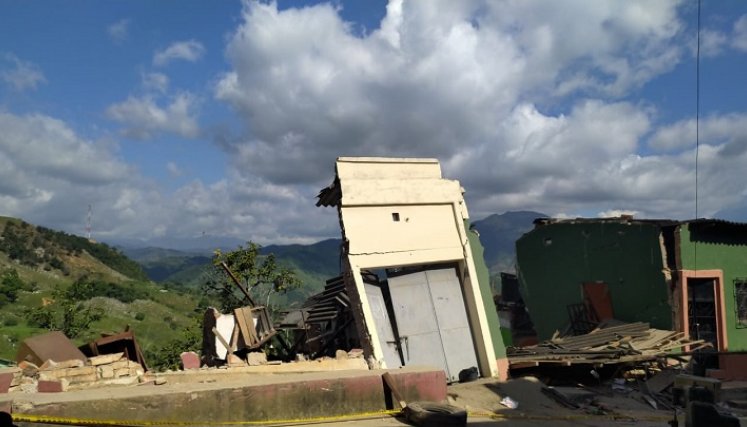 Se llevó a cabo un censo para determinar el número de viviendas afectadas y la reubicación inmediata, para evitar tragedias posteriores./Foto: Cortesía/ La Opinión 