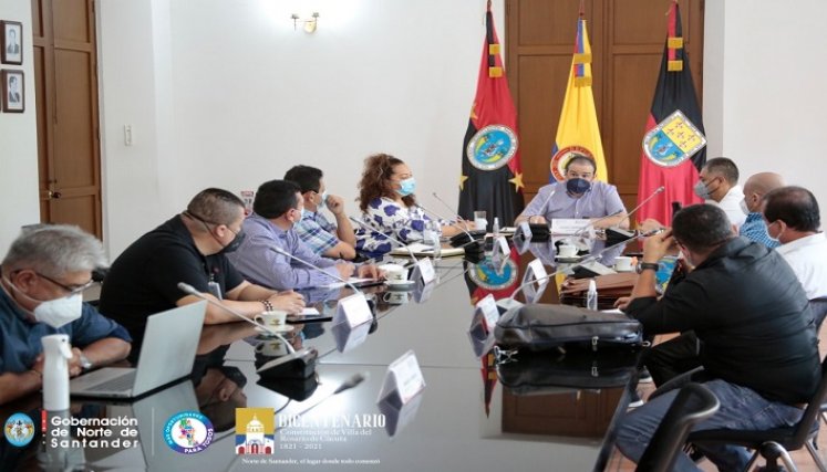 Hoy el magisterio se reunió con la Gobernación. / Cortesía/ La Opinión 