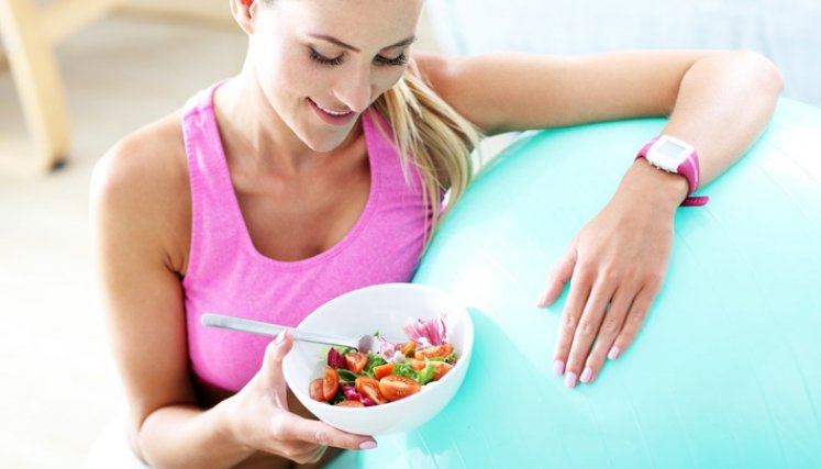 Algunas señales de que se están adoptando mejores hábitos pueden ser manifestadas por el cuerpo. Una piel visiblemente más hidratada, un mayor nivel de energía y el correcto funcionamiento de los órganos son indicadores de una adecuada nutrición y de un estilo de vida más activo y saludable.