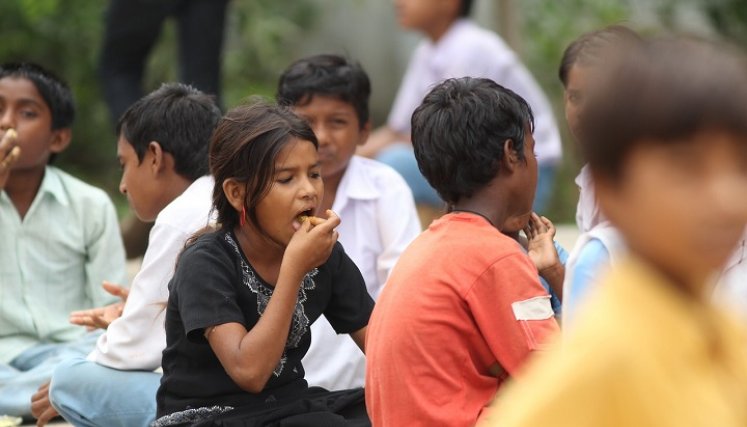 Los niños requieren buena alimentación