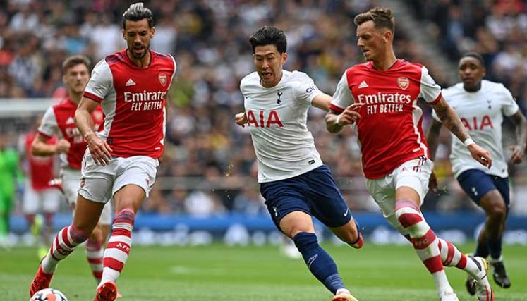La Liga Premier inglesa pone a rodar la pelota para le temporada 2021-2022.