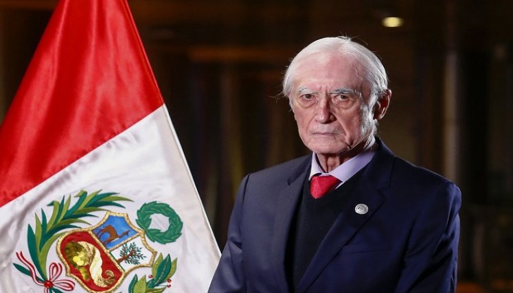 El 29 de julio de 2021 Héctor Béjar se juramentó como ministro de Relaciones Exteriores de Perú. / Foto AFP