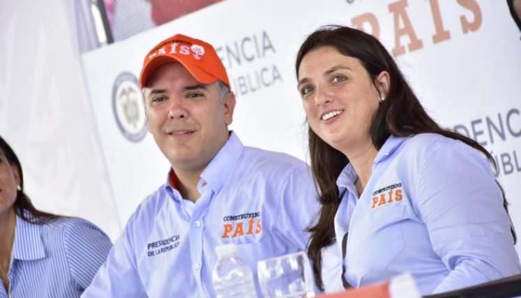 Duque sale en defensa de la ministra abudinen 